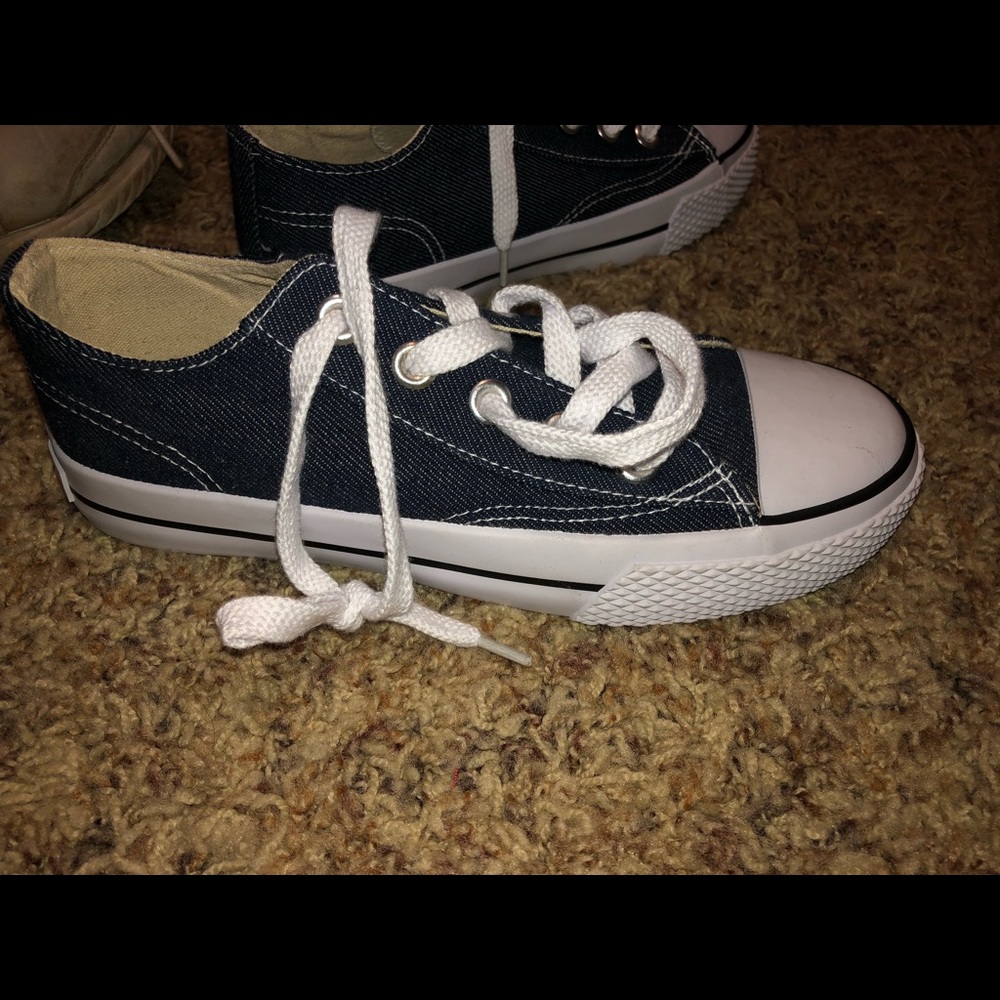 Súper cute denim shoe!